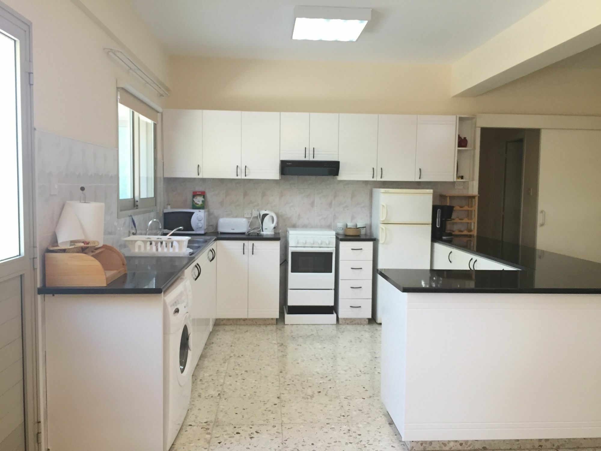 Himonas Apartments Pissouri Exterior foto