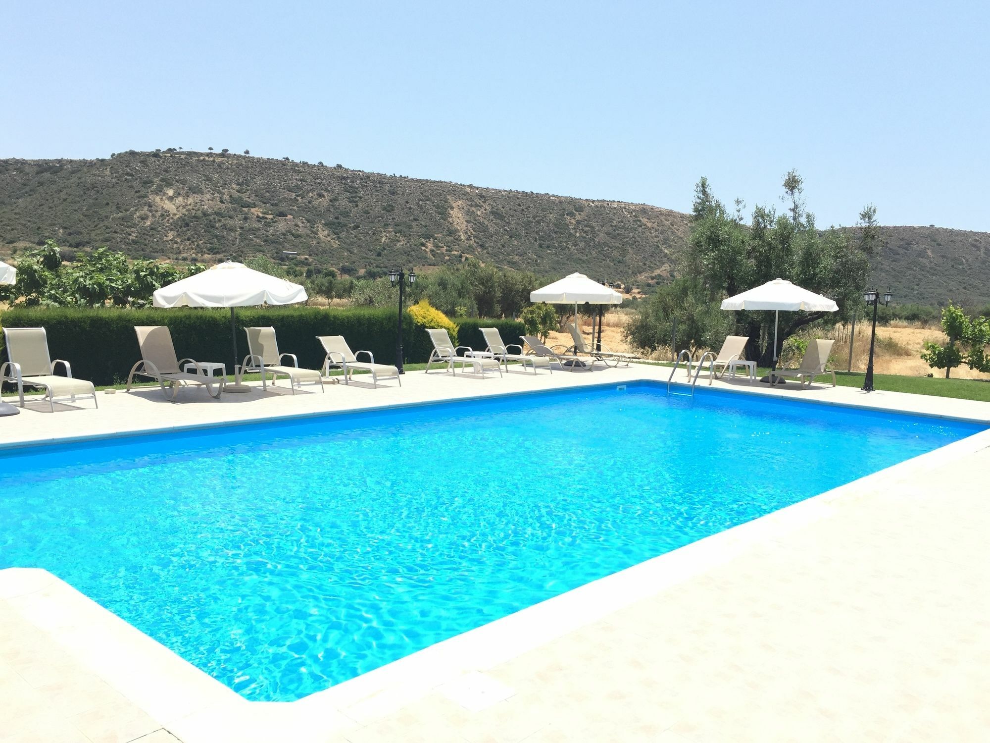 Himonas Apartments Pissouri Exterior foto