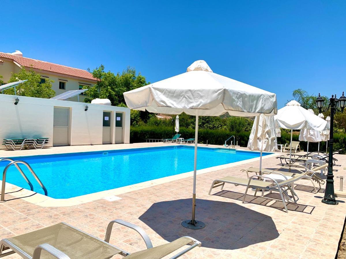 Himonas Apartments Pissouri Exterior foto